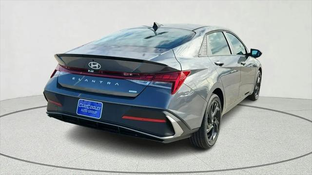 2026 Hyundai Elantra Hybrid SEL Sport