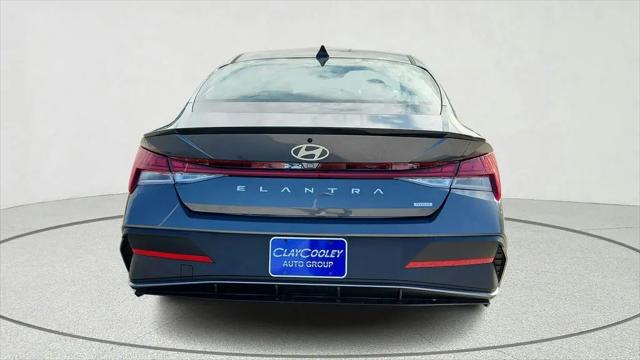 2026 Hyundai Elantra Hybrid SEL Sport
