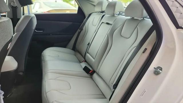 2026 Hyundai Elantra Hybrid Limited