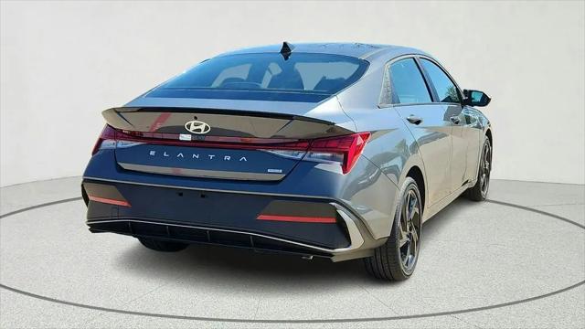 2026 Hyundai Elantra Hybrid SEL Sport