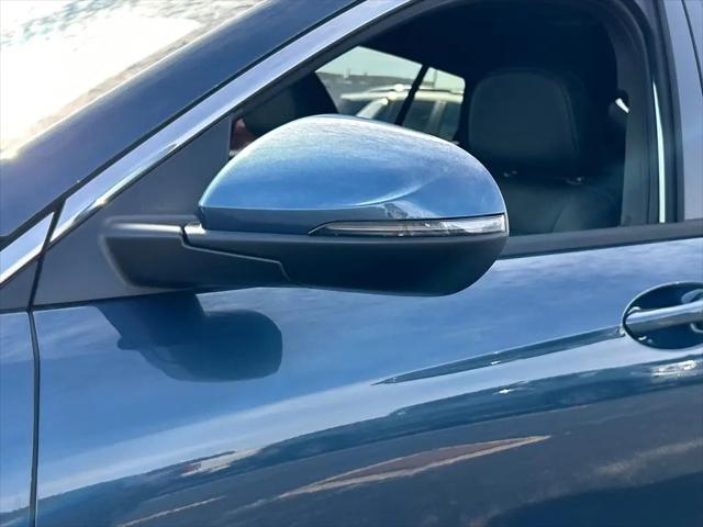 2026 Buick NV Preferred FWD