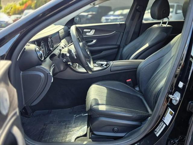 2017 Mercedes-Benz E-CLASS E 300 E 300