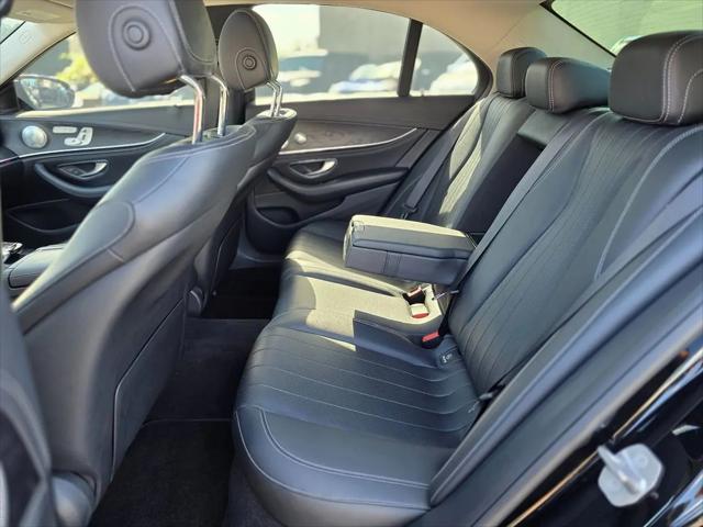 2017 Mercedes-Benz E-CLASS E 300 E 300