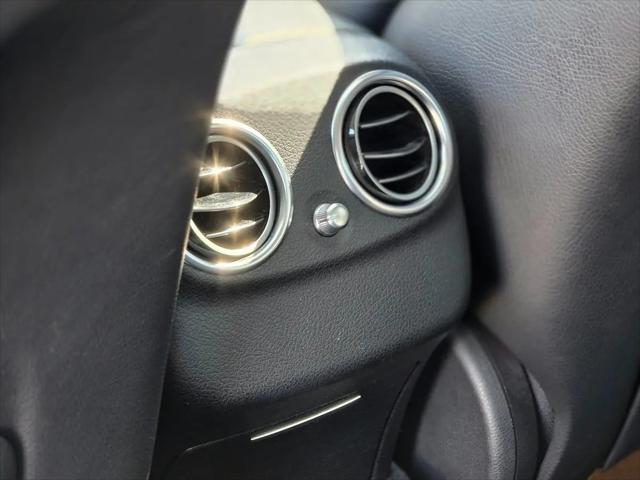 2017 Mercedes-Benz E-CLASS E 300 E 300