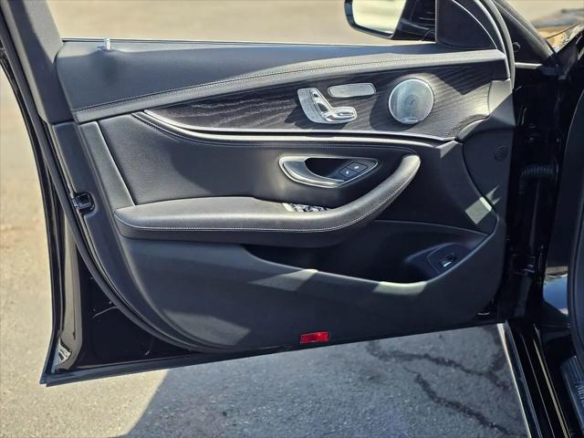 2017 Mercedes-Benz E-CLASS E 300 E 300