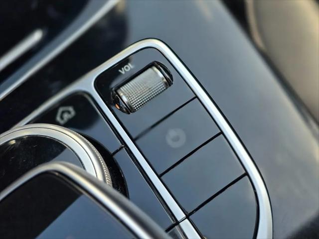 2017 Mercedes-Benz E-CLASS E 300 E 300