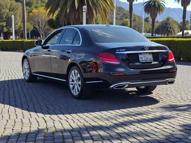 2017 Mercedes-Benz E-CLASS E 300 E 300