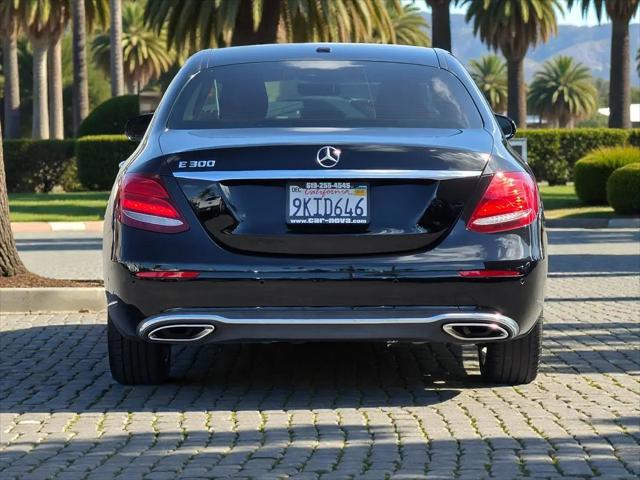 2017 Mercedes-Benz E-CLASS E 300 E 300