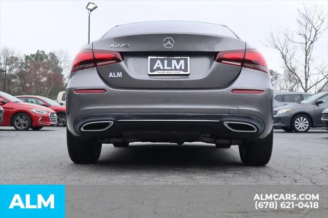 2022 Mercedes-Benz A 220 A 220