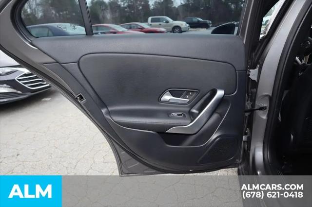 2022 Mercedes-Benz A 220 A 220