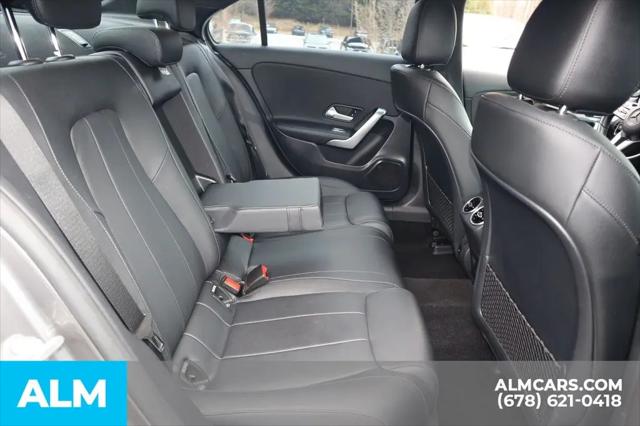 2022 Mercedes-Benz A 220 A 220