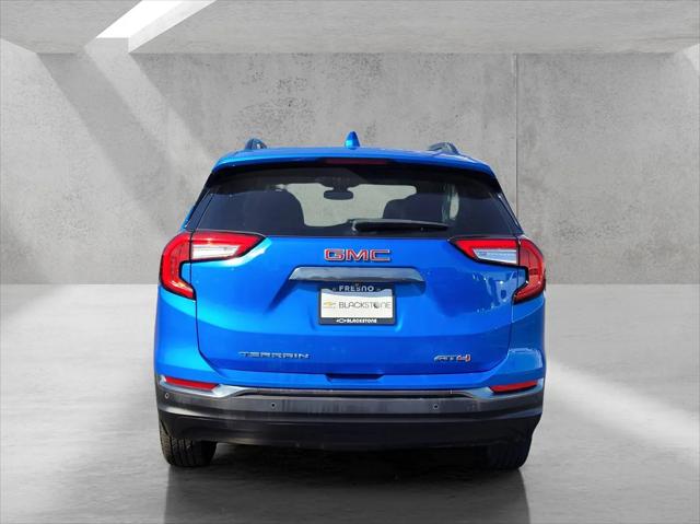 2024 GMC Terrain AWD AT4
