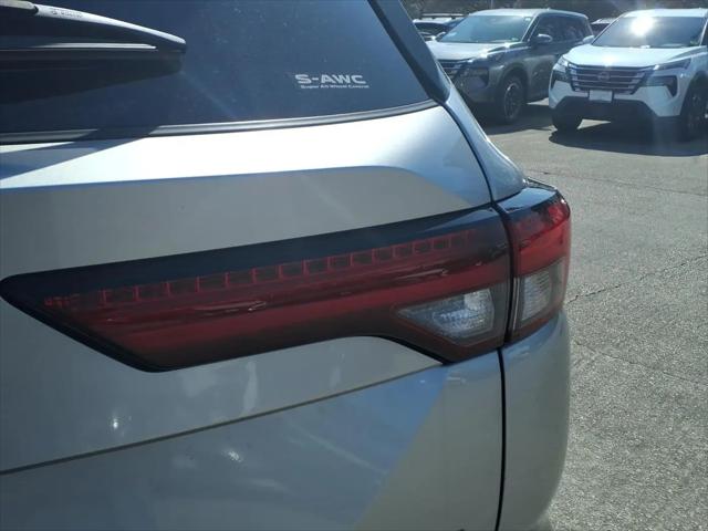 2024 Mitsubishi Outlander PHEV SE S-AWC