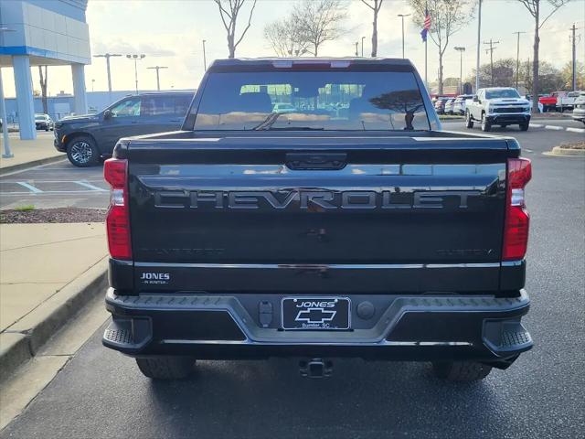 2026 Chevrolet Silverado 1500 4WD Crew Cab Short Bed Custom