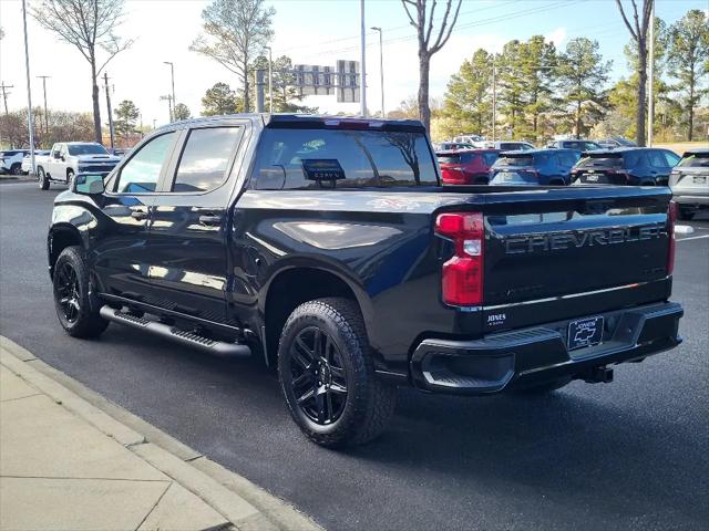 2026 Chevrolet Silverado 1500 4WD Crew Cab Short Bed Custom
