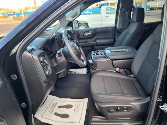 2026 Chevrolet Silverado 1500 4WD Crew Cab Short Bed Custom