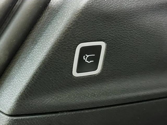 2025 Chrysler Pacifica Hybrid Select