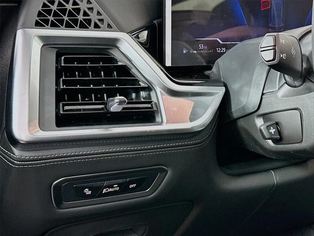 2026 BMW xB ALPINA XB7