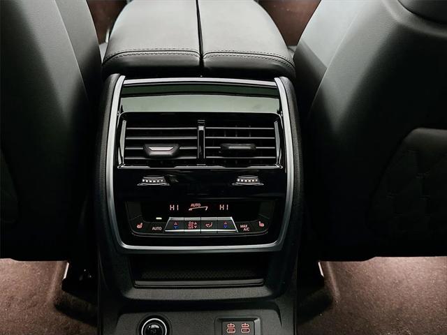 2026 BMW xB ALPINA XB7