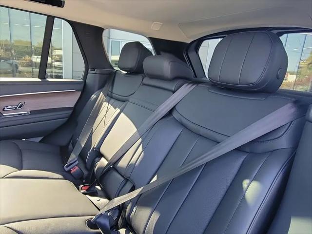 2026 Land Rover Range Rover P530 SE