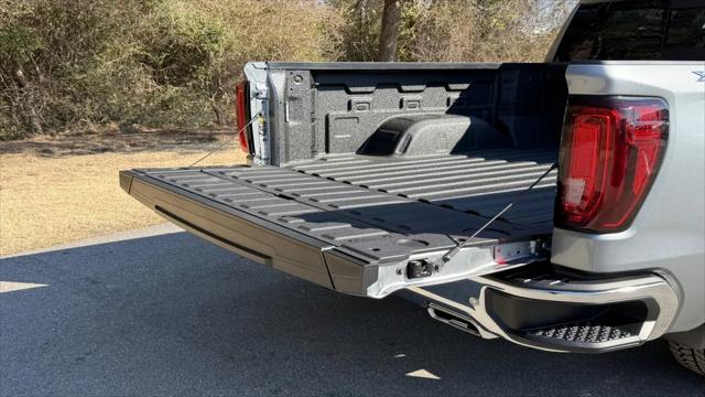2026 GMC Sierra 1500 Crew Cab, Short Bed, SLT, 4WD