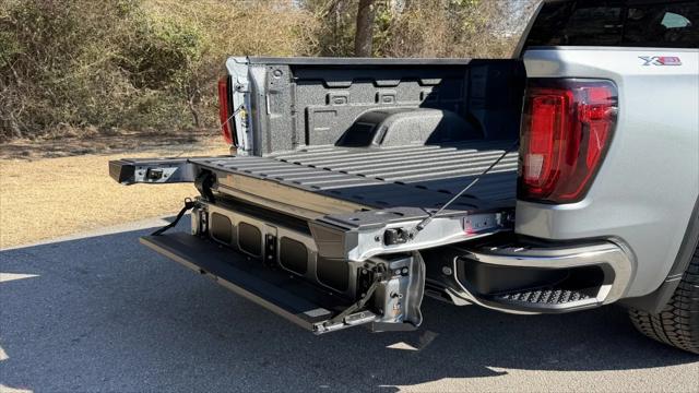 2026 GMC Sierra 1500 Crew Cab, Short Bed, SLT, 4WD