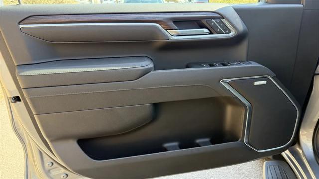 2026 GMC Sierra 1500 Crew Cab, Short Bed, SLT, 4WD