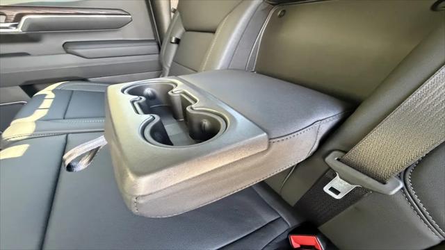 2026 GMC Sierra 1500 Crew Cab, Short Bed, SLT, 4WD