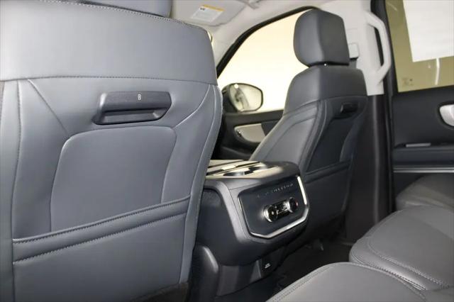 2026 Ford Expedition Max Active MAX