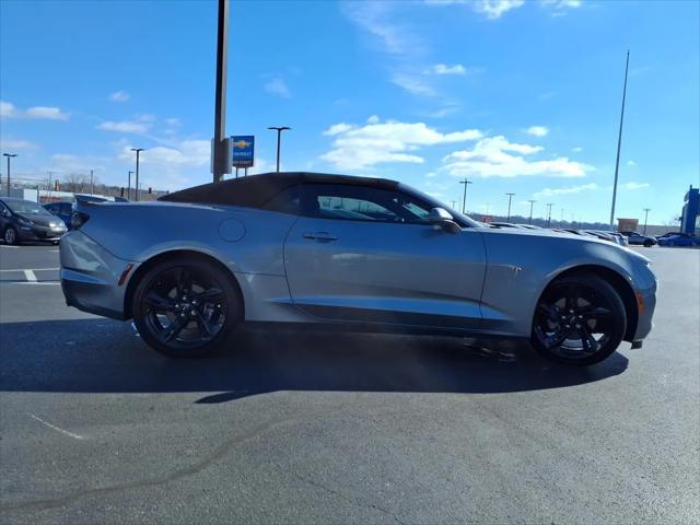 2024 Chevrolet Camaro RWD Convertible 3LT