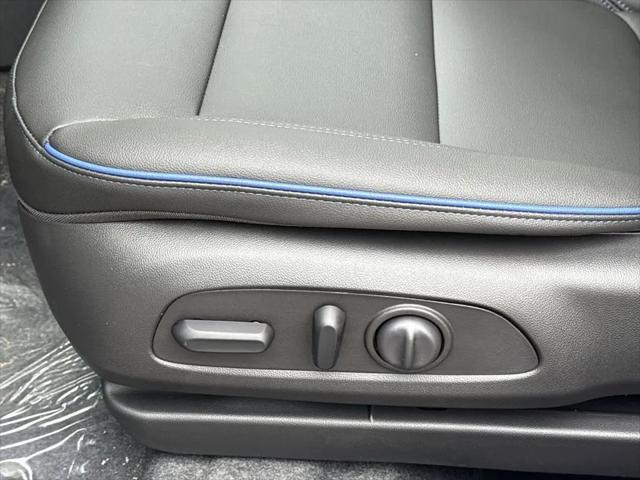 2026 Buick NV Sport Touring FWD