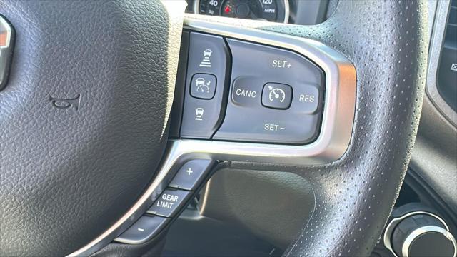 2026 Ram 1500 Warlock Crew Cab 4x4 5'7" Box