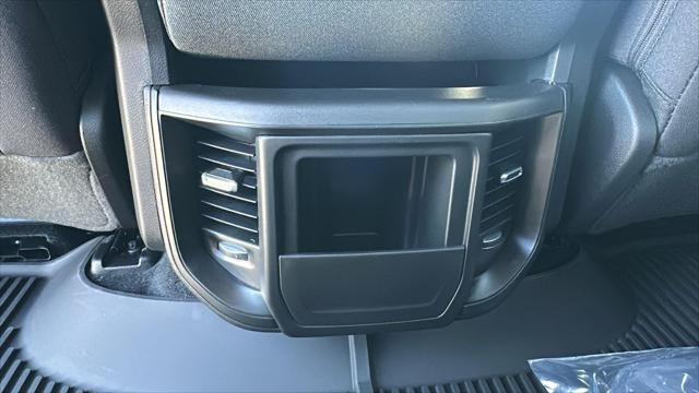 2026 Ram 1500 Warlock Crew Cab 4x4 5'7" Box