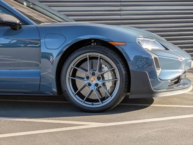 2025 Porsche Taycan Turbo GT w/Weissach Package