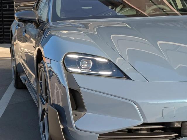 2025 Porsche Taycan Turbo GT w/Weissach Package
