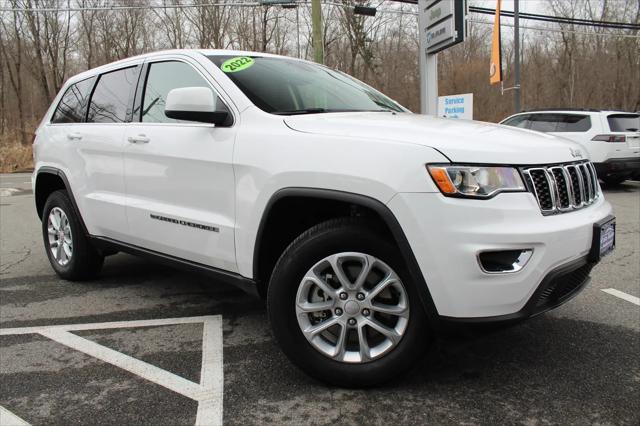 2022 Jeep Grand Cherokee Laredo E 4x4