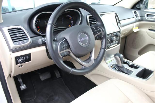 2022 Jeep Grand Cherokee Laredo E 4x4