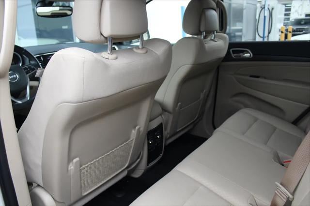 2022 Jeep Grand Cherokee Laredo E 4x4