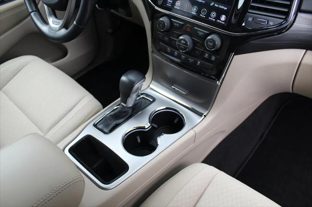 2022 Jeep Grand Cherokee Laredo E 4x4