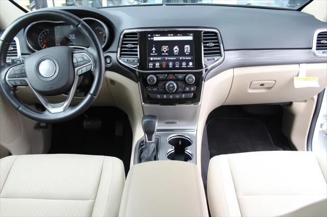 2022 Jeep Grand Cherokee Laredo E 4x4