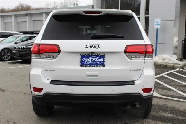 2022 Jeep Grand Cherokee Laredo E 4x4