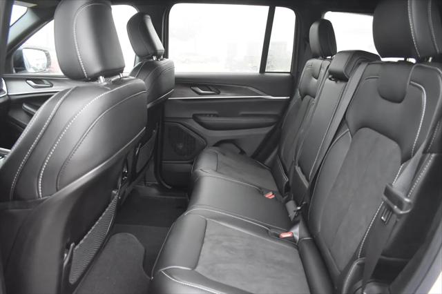 2026 Jeep Grand Cherokee Altitude 4x4
