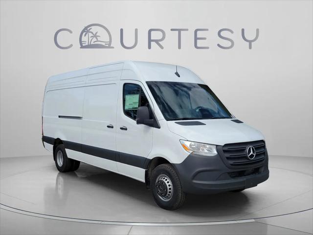 2026 Mercedes-Benz Sprinter 3500 High Roof 4-Cyl Diesel HO