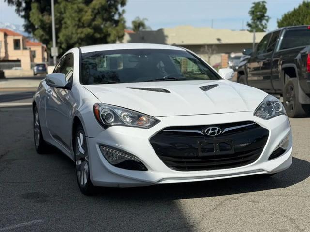 2015 Hyundai Genesis Coupe 3.8 Base