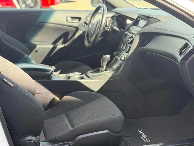 2015 Hyundai Genesis Coupe 3.8 Base