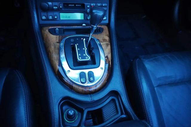 2006 Jaguar XK R
