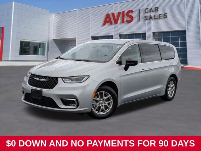 2024 Chrysler Pacifica Touring L for sale in Colton, CA