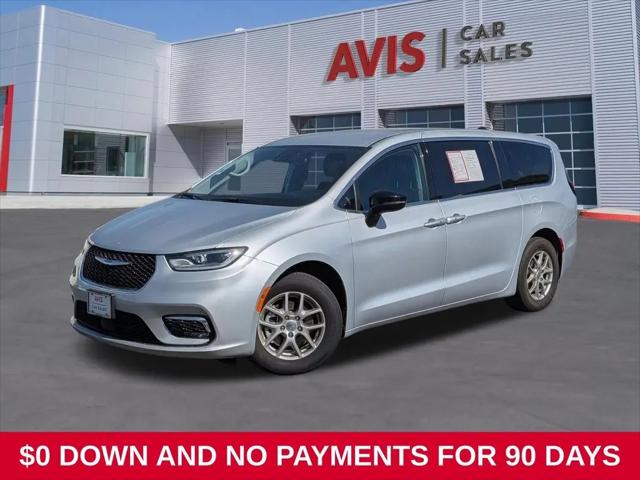 2024 Chrysler Pacifica Touring L for sale in Colton, CA