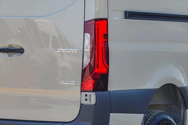 2026 Mercedes-Benz Sprinter 2500 Standard Roof 4-Cyl Diesel HO