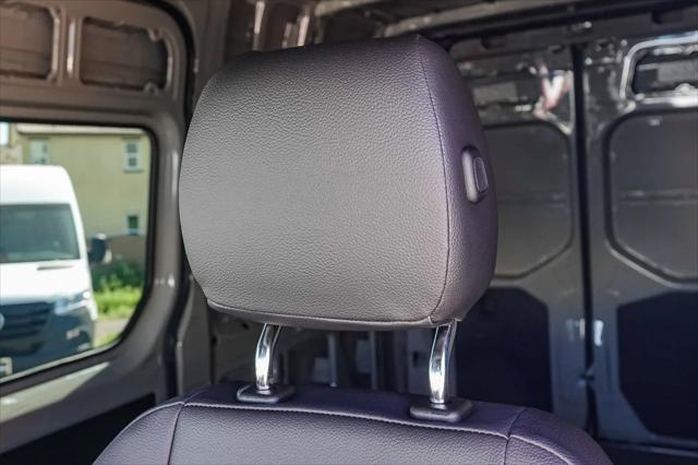 2026 Mercedes-Benz Sprinter 2500 Standard Roof 4-Cyl Diesel HO